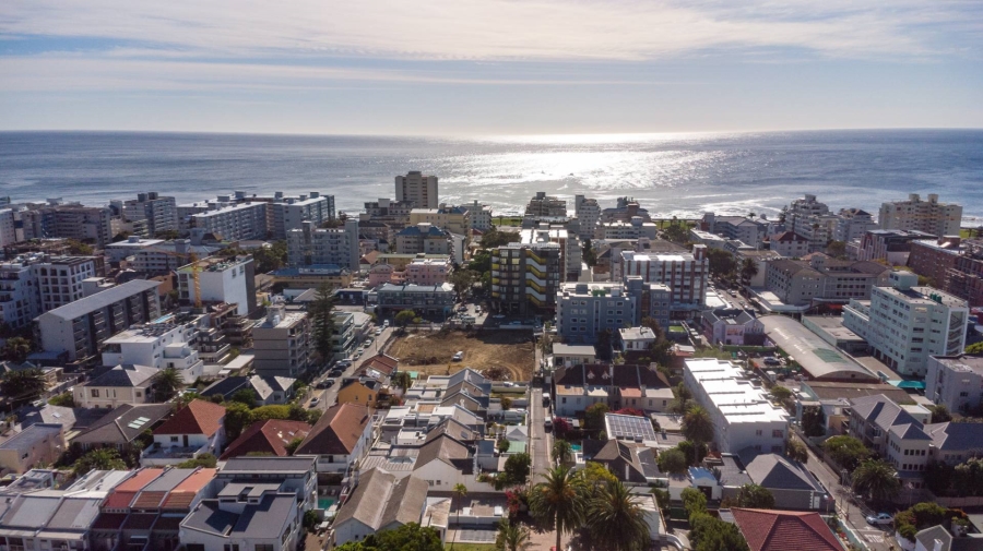 3 Bedroom Property for Sale in Sea Point Western Cape